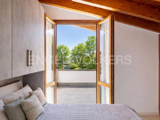 Villa in vendita a Leggiuno VA