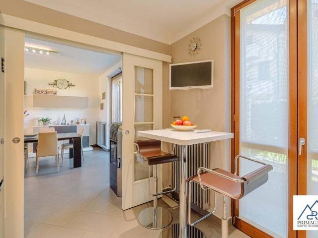 Villa in vendita a Leggiuno VA