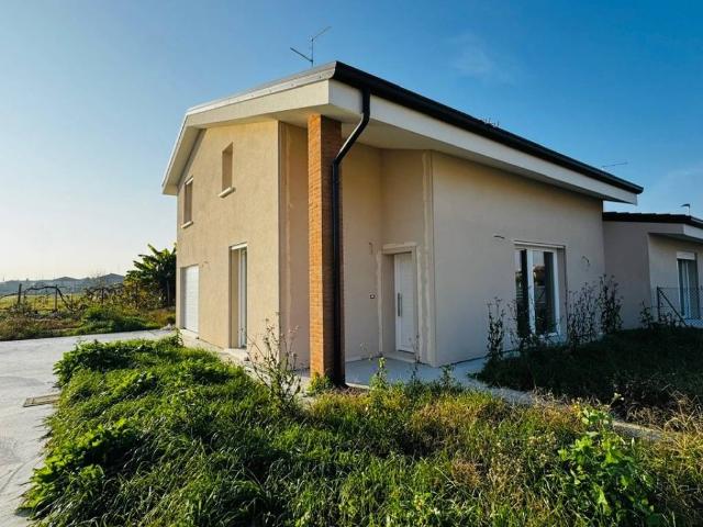 Villa in vendita a Legnago VR