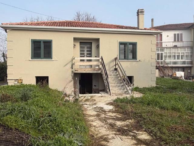Villa in vendita a Legnago VR