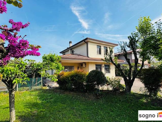 Villa in vendita a Legnago VR
