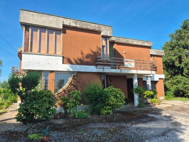 Villa in vendita a Legnago VR