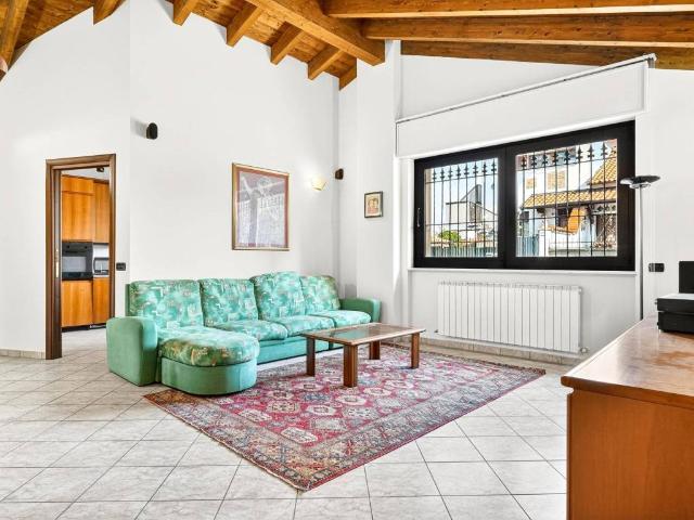 Villa in vendita a Legnano MI