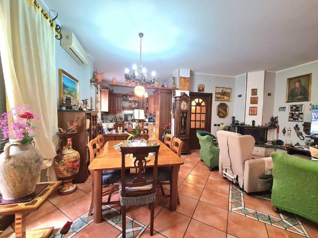 Villa in vendita a Legnano MI