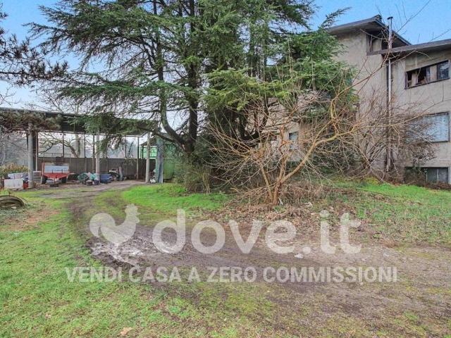 Villa in vendita a Legnano MI
