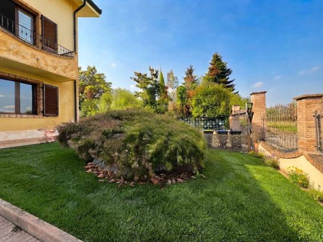 Villa in vendita a Leinì TO