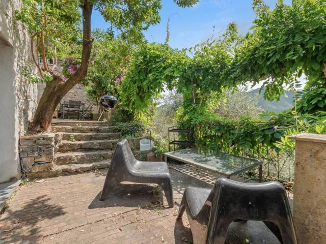 Villa in vendita a Leivi GE