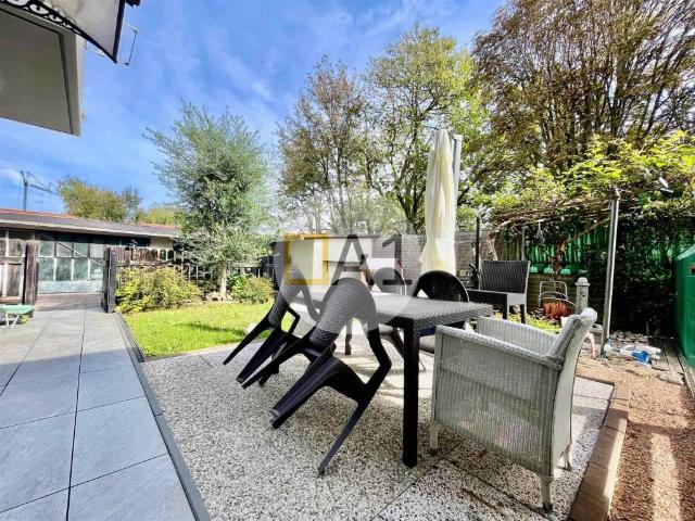 Villa in vendita a Lentate sul Seveso MB