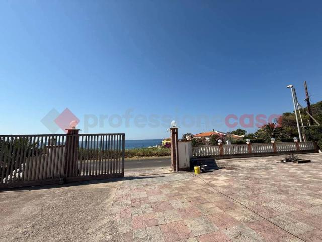 Villa in vendita a Leporano TA