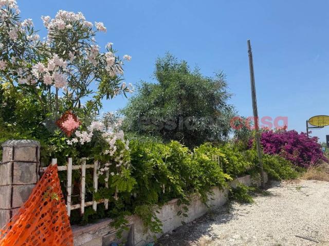 Villa in vendita a Leporano TA