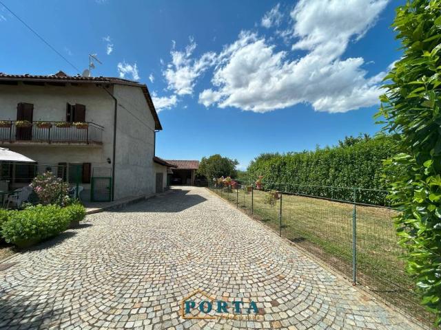 Villa in vendita a Lequio Tanaro CN