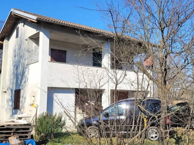 Villa in vendita a Lerma AL