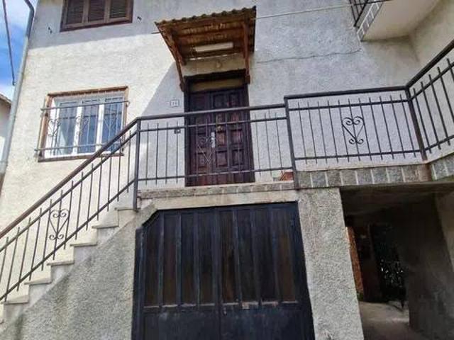 Villa in vendita a Lerma AL