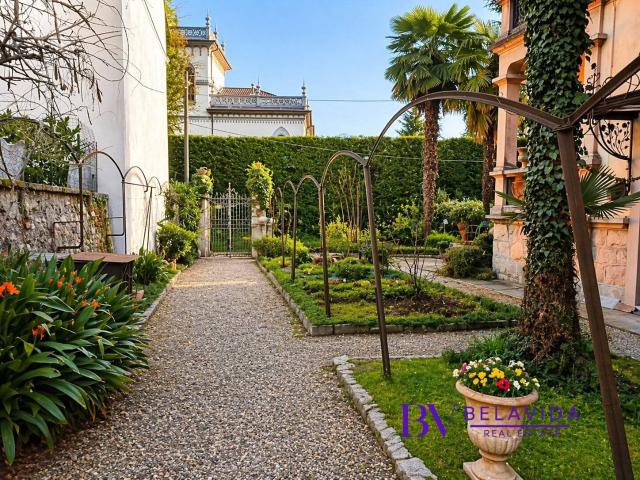 Villa in vendita a Lesa