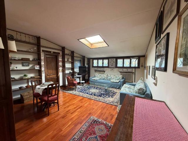 Villa in vendita a Lesa NO