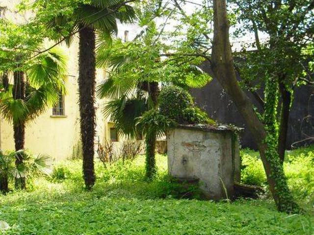 Villa in vendita a Lesa NO
