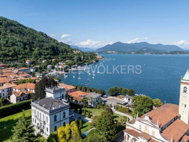Villa in vendita a Lesa NO