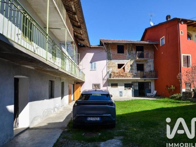 Villa in vendita a Lesegno CN