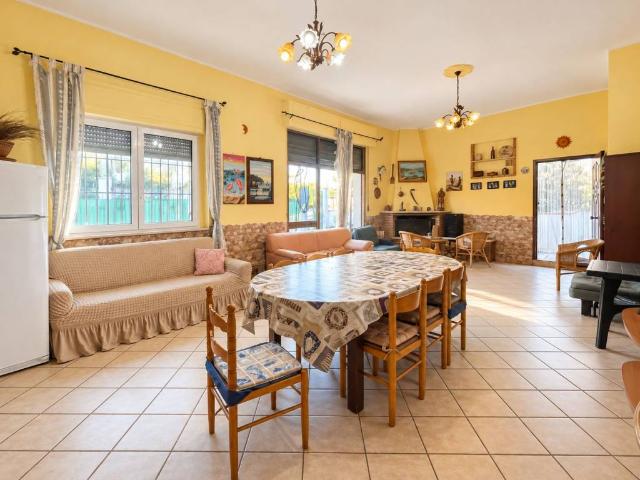 Villa in vendita a Lesina FG