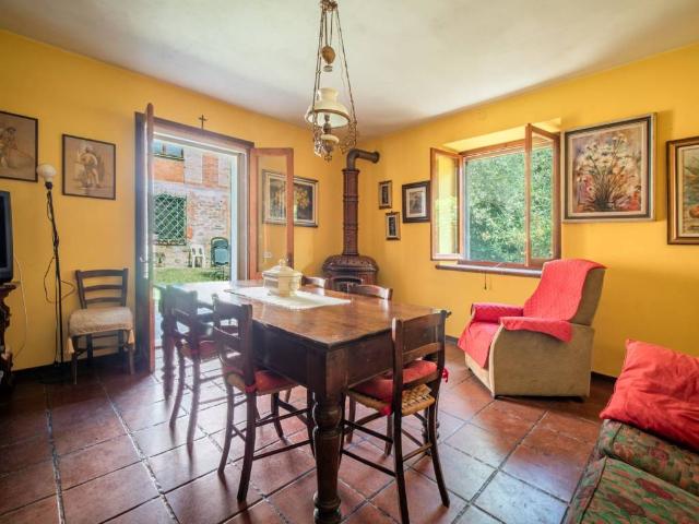 Villa in vendita a Lesignano de' Bagni PR