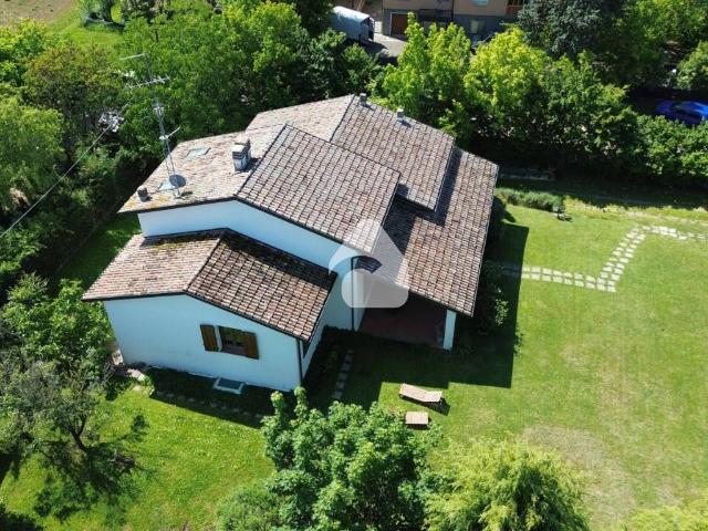 Villa in vendita a Lesignano de' Bagni PR