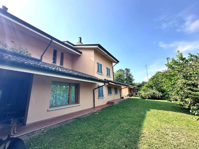 Villa in vendita a Lesignano de' Bagni PR