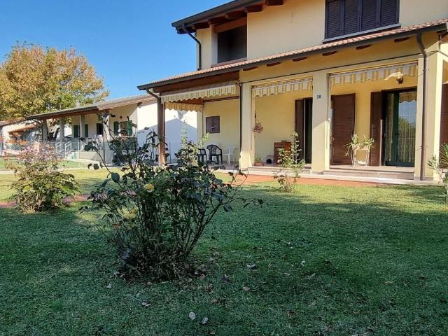 Villa in vendita a Lesignano de' Bagni PR