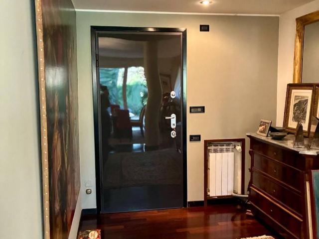 Villa in vendita a Lesmo MB