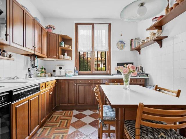 Villa in vendita a Lesmo MB