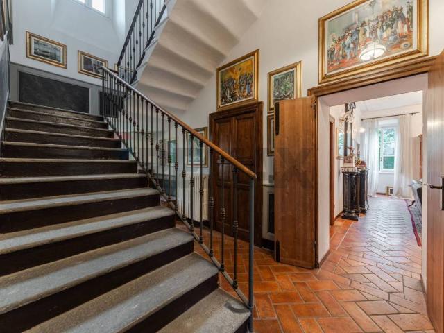 Villa in vendita a Lesmo MB