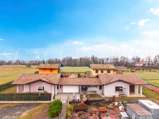 Villa in vendita a Lessona BI