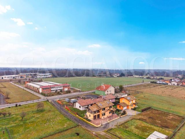 Villa in vendita a Lessona BI
