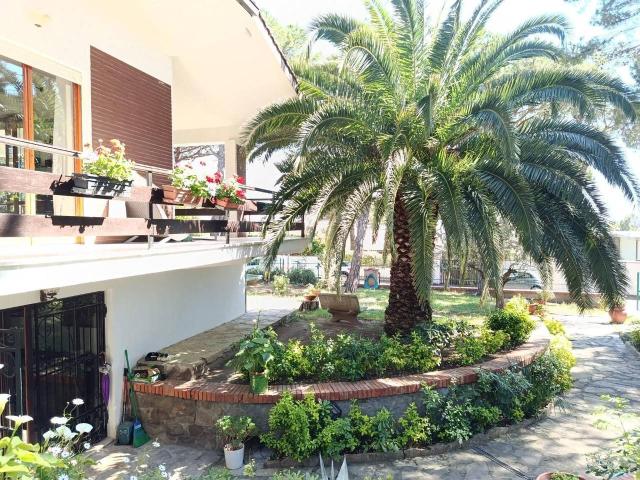 Villa in vendita a Livorno
