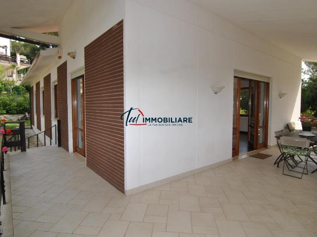 Villa in vendita a Livorno