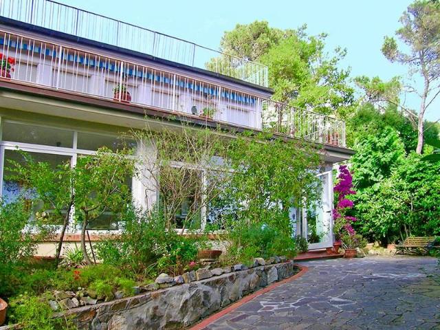 Villa in vendita a Livorno