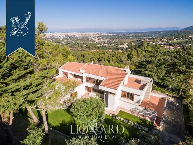 Villa in vendita a Livorno