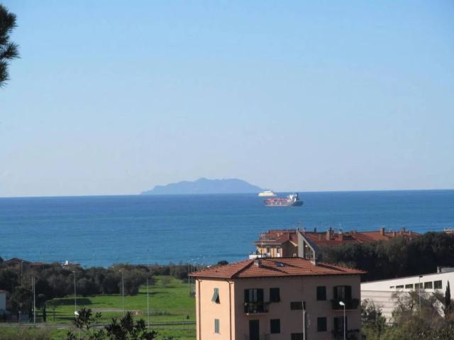 Villa in vendita a Livorno LI