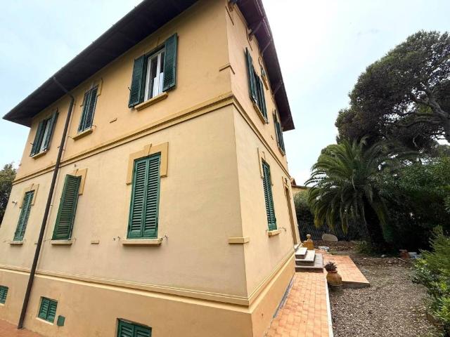 Villa in vendita a Livorno LI