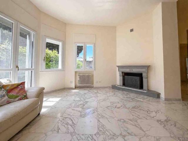 Villa in vendita a Livorno LI