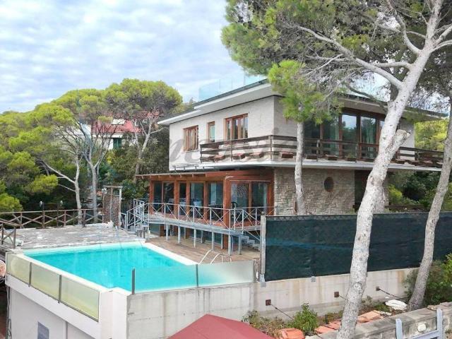 Villa in vendita a Livorno LI