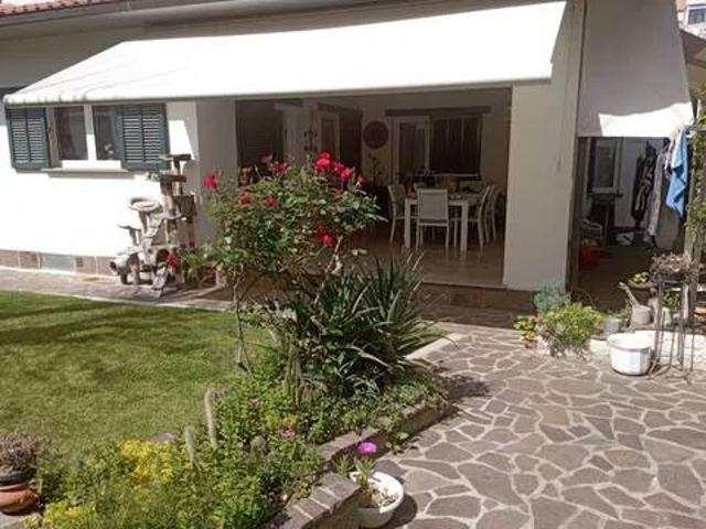 Villa in vendita a Livorno LI