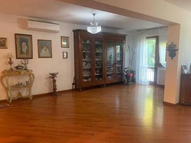 Villa in vendita a Livorno LI