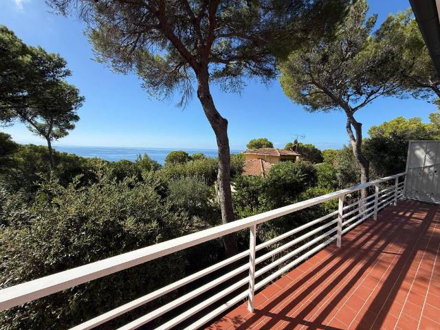 Villa in vendita a Livorno LI