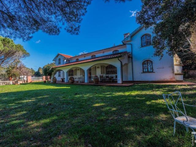 Villa in vendita a Livorno LI