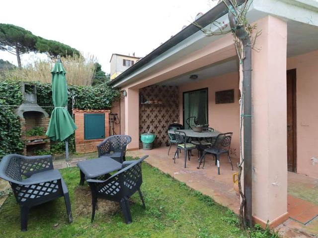 Villa in vendita a Livorno LI