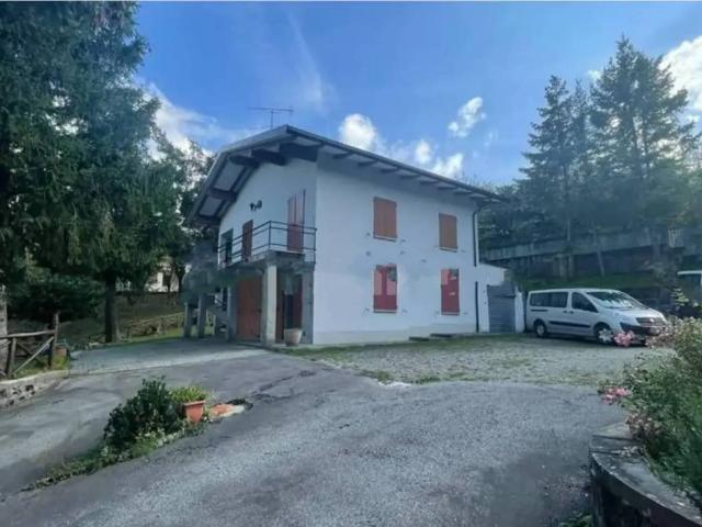 Villa in vendita a Lizzano in Belvedere BO