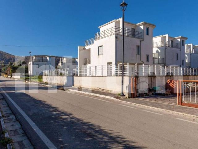 Villa in vendita a Liberi CE