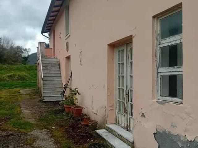 Villa in vendita a Licciana Nardi MS