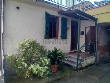 Villa in vendita a Licciana Nardi MS