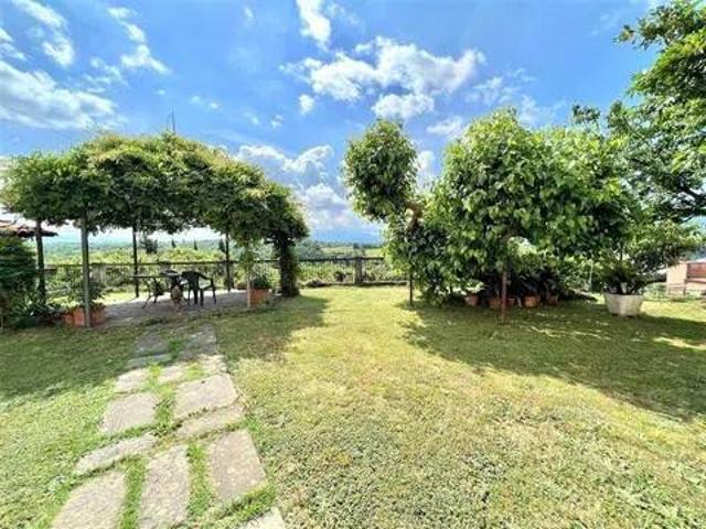 Villa in vendita a Licciana Nardi MS